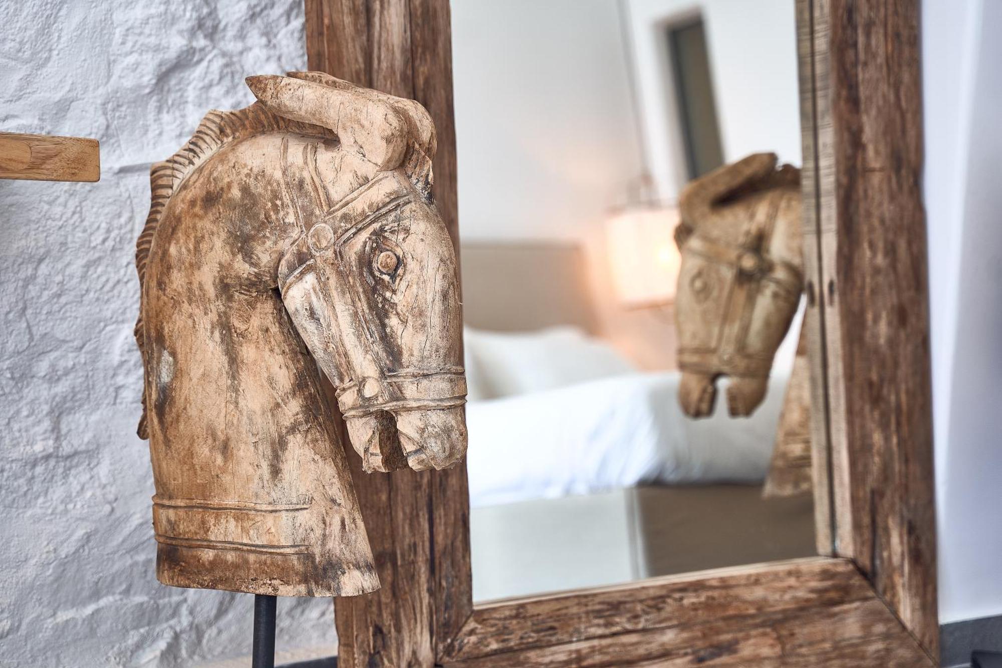 Hippie Chic Hotel Agios Ioannis Diakoftis Bagian luar foto