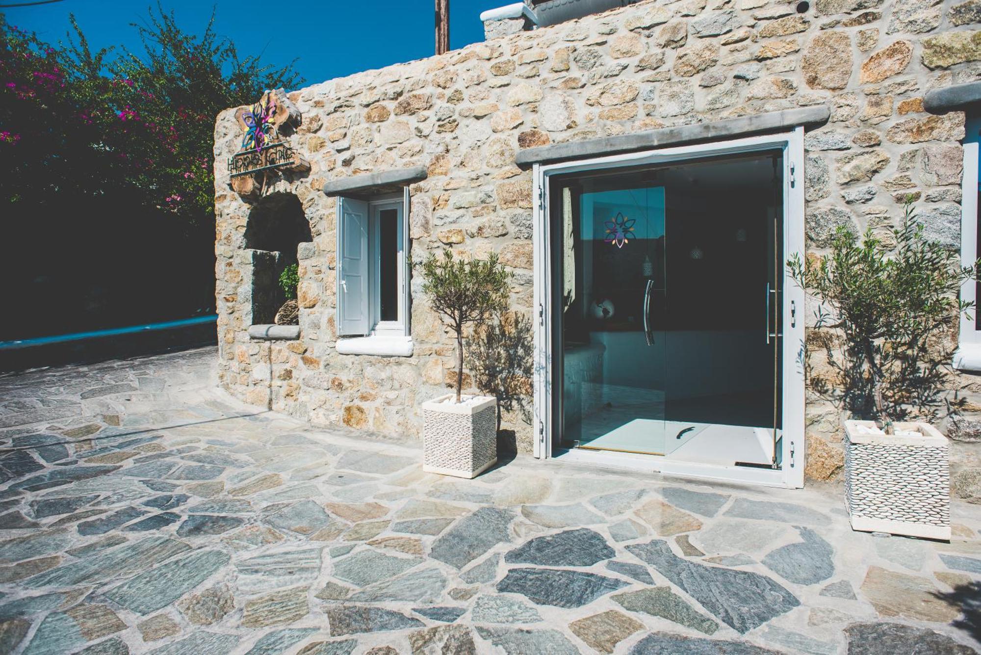 Hippie Chic Hotel Agios Ioannis Diakoftis Bagian luar foto