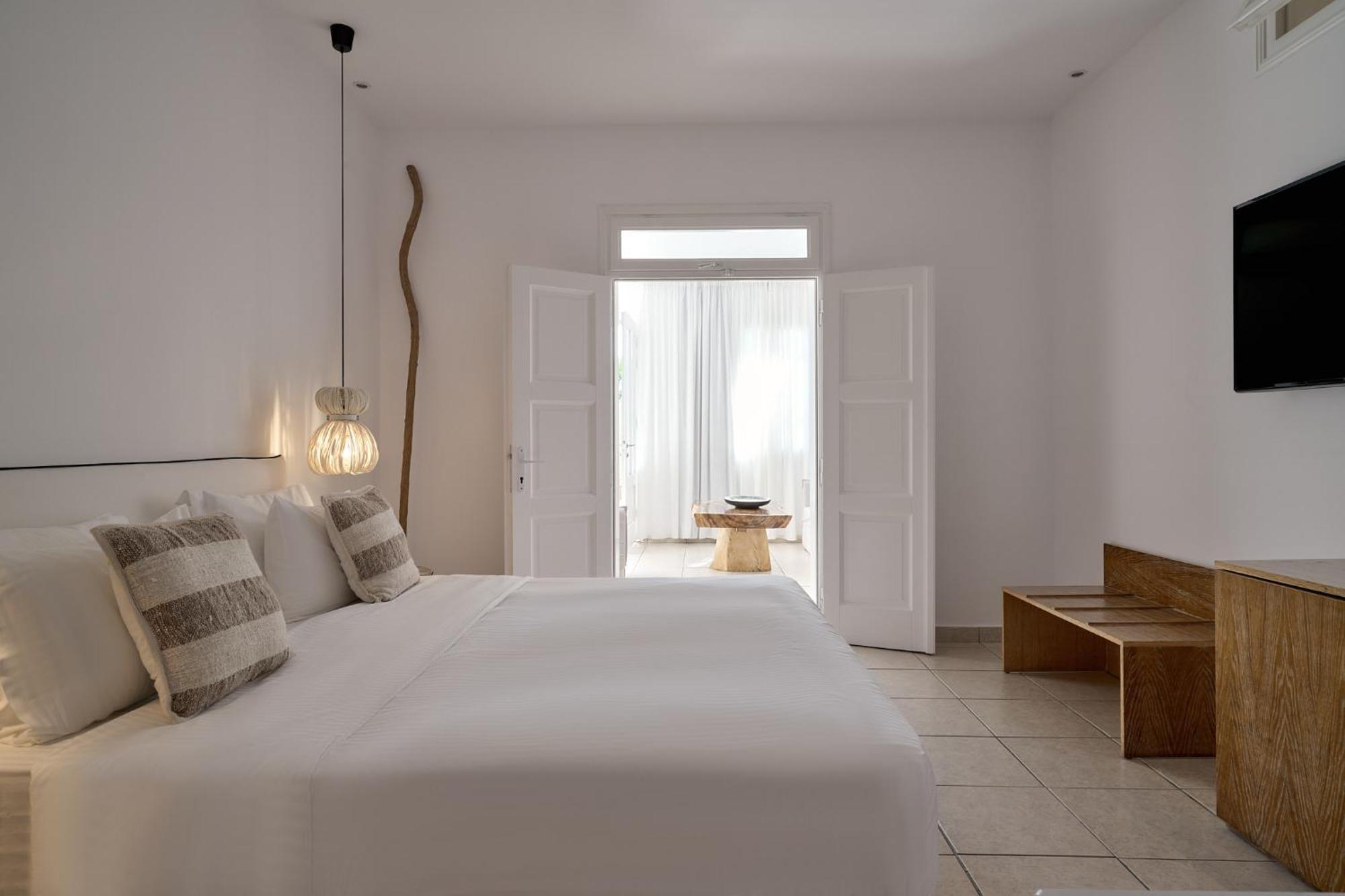 Hippie Chic Hotel Agios Ioannis Diakoftis Bagian luar foto